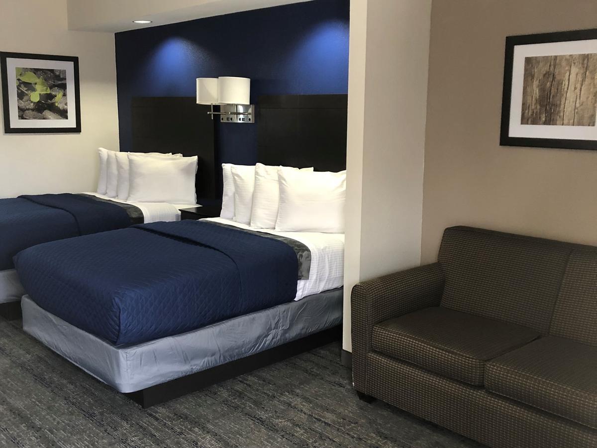 Executive Inn And Suites Joaquin מראה חיצוני תמונה
