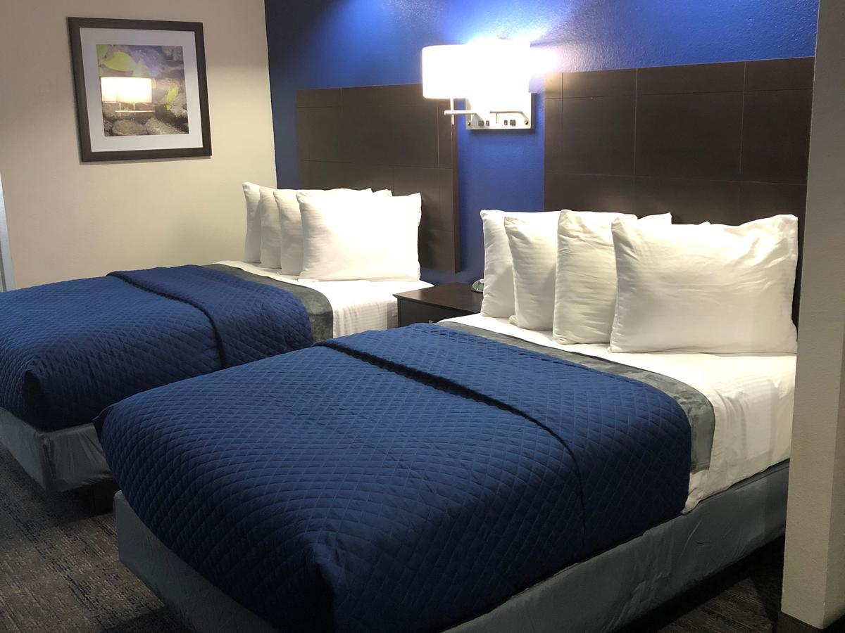 Executive Inn And Suites Joaquin מראה חיצוני תמונה